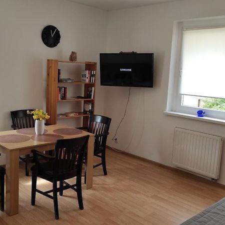 Apartament Przy Wroclawskim Stadionie Exterior foto